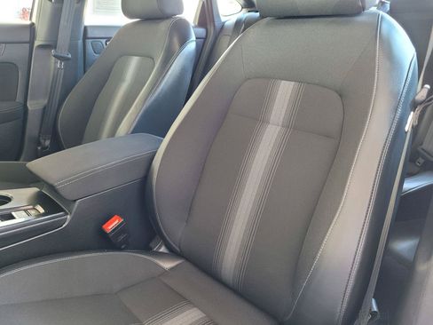 Used 2023 Honda Civic Sport image 22