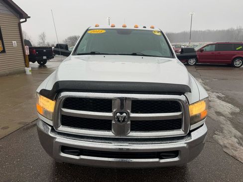 Used 2015 RAM 2500 Tradesman w/ Chrome Appearance Group AWD/4WD image 2