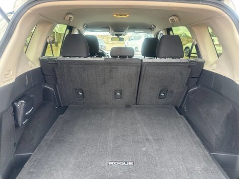 Used 2023 Nissan Rogue SV FWD image 28