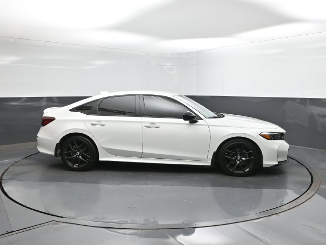 Used 2025 Honda Civic Sport image 15