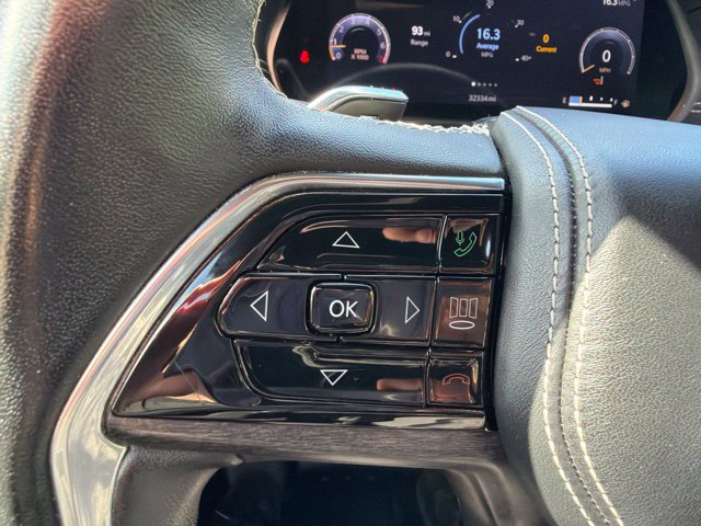 Used 2022 Jeep Grand Cherokee L Overland w/ Luxury Tech Group IV AWD/4WD image 28