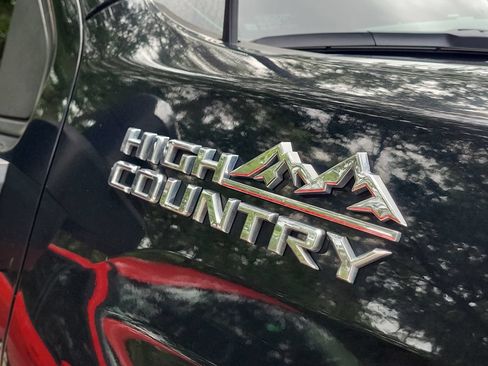 Used 2020 Chevrolet Silverado 2500 High Country w/ Z71 Off-Road Package AWD/4WD image 13