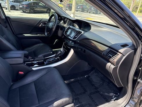 Used 2016 Honda Accord EX-L image 18