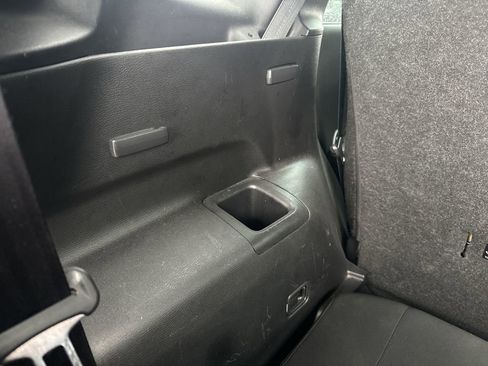 Used 2023 Mitsubishi Outlander ES AWD/4WD image 28