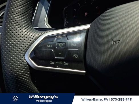Certified 2024 Volkswagen Tiguan SEL R-Line AWD/4WD image 24