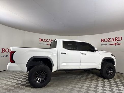 Used 2024 Toyota Tundra Limited image 9