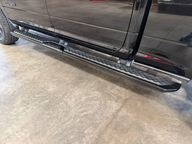 Used 2025 RAM 2500 Big Horn AWD/4WD image 32