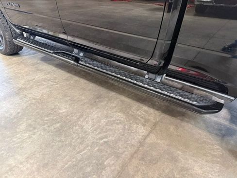 Used 2025 RAM 2500 Big Horn AWD/4WD image 32