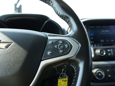 Used 2022 Chevrolet Colorado LT w/ Fleet Safety Package image 21