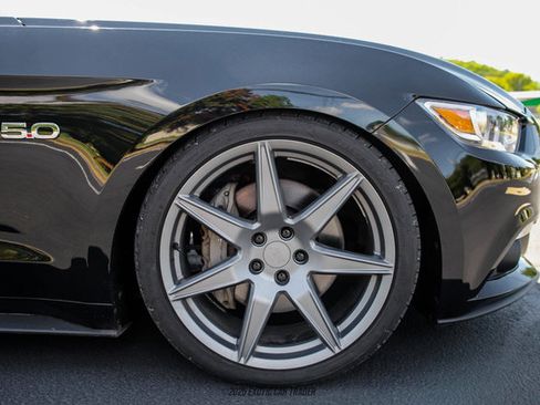 Used 2017 Ford Mustang GT image 51