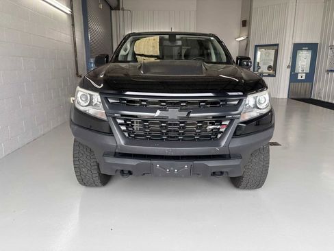 Used 2018 Chevrolet Colorado ZR2 w/ ZR2 Midnight Special Edition AWD/4WD image 3