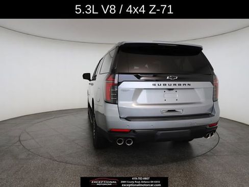 Used 2025 Chevrolet Suburban Z71 AWD/4WD image 14