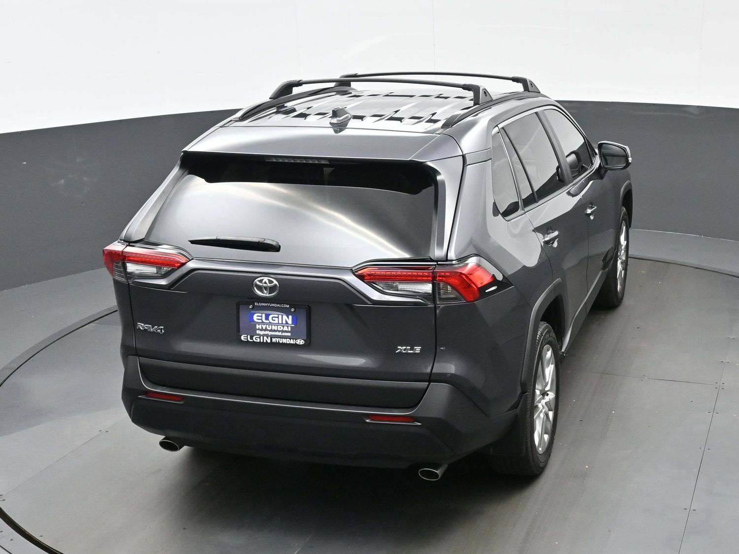 Used 2025 Toyota RAV4 XLE Premium w/ Weather Package FWD image 39