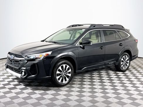 Used 2023 Subaru Outback Limited image 8