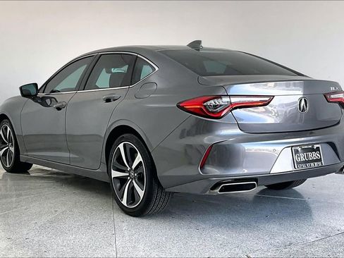 Used 2025 Acura TLX w/ Technology Package FWD image 2