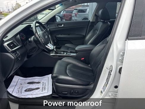 Used 2020 Kia Optima Premium image 12