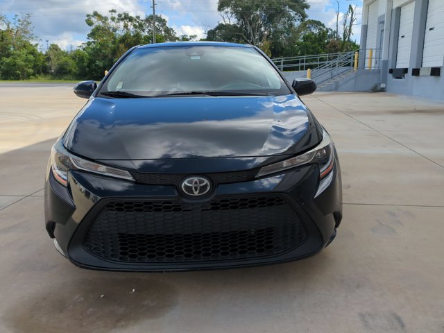 Used 2021 Toyota Corolla LE FWD image 2