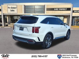 Certified 2024 Kia Sorento SX Prestige w/ Panoramic Sunroof Package AWD/4WD video 2