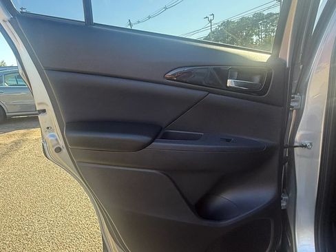 Used 2025 Mitsubishi Eclipse Cross SEL AWD/4WD image 16