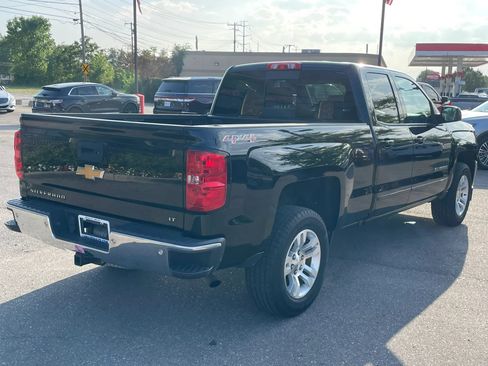 Used 2017 Chevrolet Silverado 1500 LT w/ All Star Edition AWD/4WD image 5