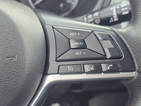 Used 2020 Nissan Kicks SV image 20