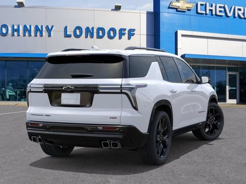 New 2026 Chevrolet Traverse RS w/ LPO, Floor Liner Package AWD/4WD image 4