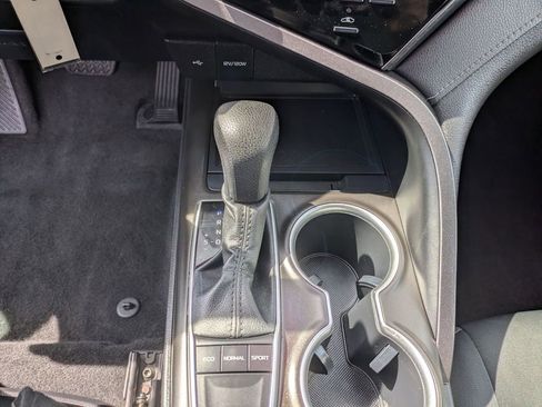 Used 2023 Toyota Camry LE image 18