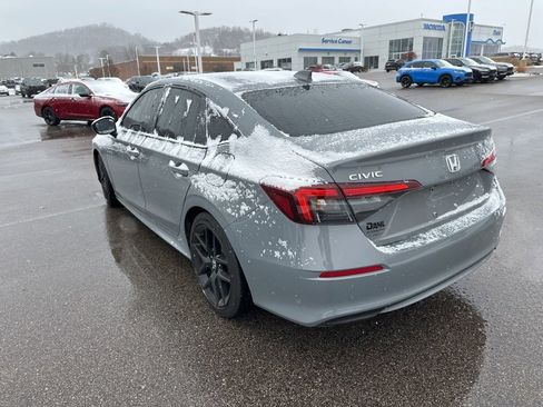 Certified 2025 Honda Civic Sport image 13