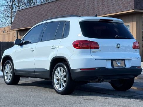Used 2018 Volkswagen Tiguan Limited w/ Premium Package image 3