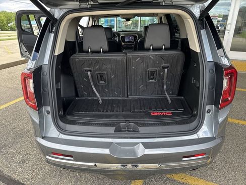 Used 2023 GMC Acadia Denali w/ Denali Ultimate Package AWD/4WD image 32