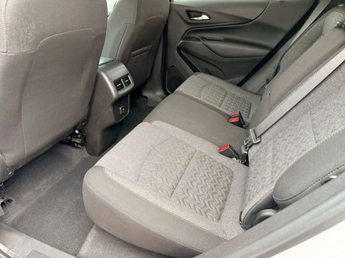 Used 2022 Chevrolet Equinox LT image 11
