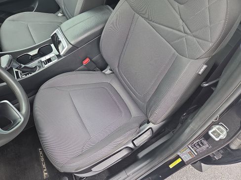 Used 2022 Hyundai Tucson SE w/ Cargo Package AWD/4WD image 13