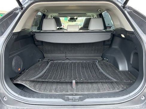 Used 2023 Toyota RAV4 XLE Premium image 17