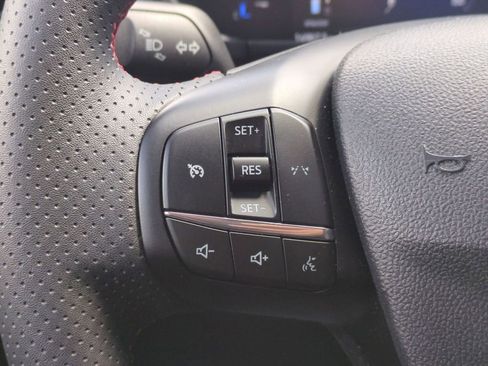 Used 2025 Ford Escape ST-Line image 20