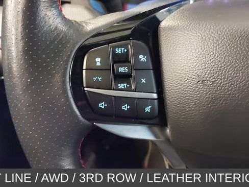 Used 2025 Ford Explorer ST-Line w/ ST-Line Street Pack AWD/4WD image 19