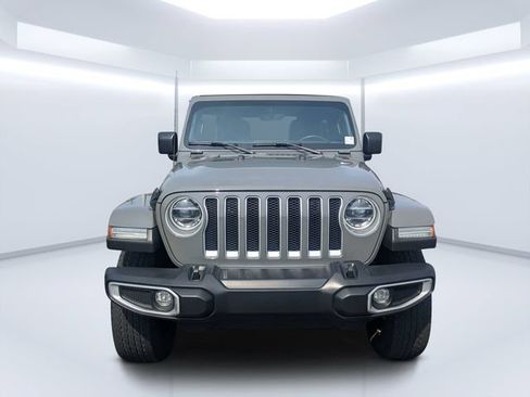 Used 2022 Jeep Wrangler Unlimited Sahara w/ LED Lighting Group AWD/4WD image 8