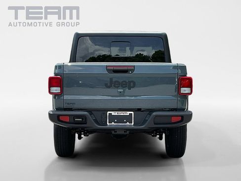 New 2025 Jeep Gladiator Sport AWD/4WD image 6