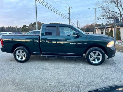 Used 2011 RAM 1500 Sport image 6