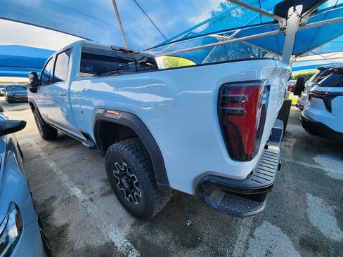 Used 2026 GMC Sierra 2500 AT4X AWD/4WD image 3