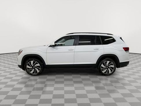 Used 2025 Volkswagen Atlas SE image 6