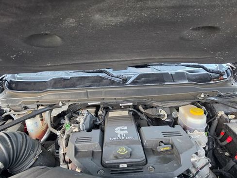 Used 2024 RAM 2500 Laramie AWD/4WD image 23