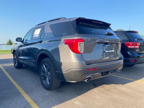 Used 2023 Ford Explorer XLT w/ Equipment Group 202A AWD/4WD image 12