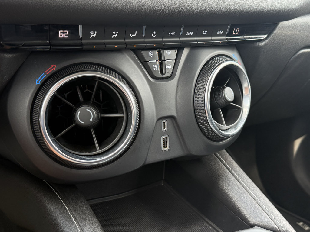 Used 2023 Chevrolet Blazer LT AWD/4WD image 13