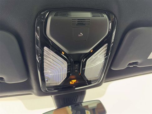 Used 2023 BMW X5 xDrive40i w/ Parking Assistance Package image 25