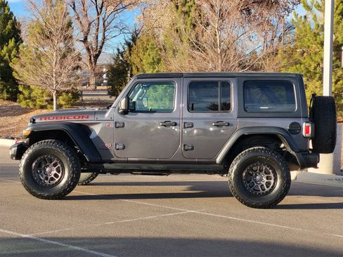Used 2022 Jeep Wrangler Unlimited Rubicon w/ Xtreme Recon 35" Tire Package image 4