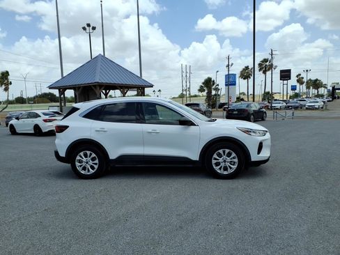Used 2024 Ford Escape Active w/ Tech Pack #1 FWD image 9
