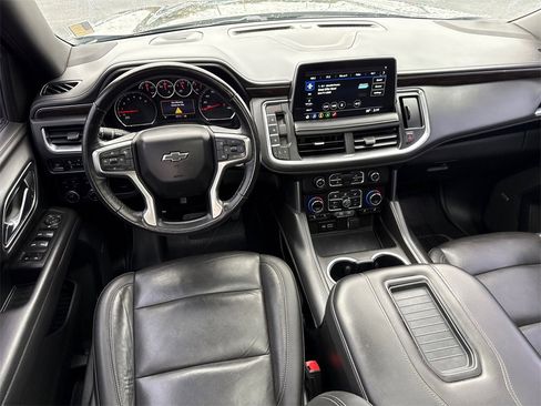 Used 2021 Chevrolet Tahoe Z71 w/ Rear Media and Nav Package image 26