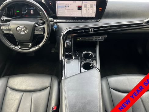 Used 2022 Toyota Mirai XLE image 14
