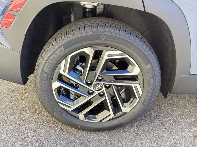 New 2026 Hyundai Tucson Limited AWD/4WD image 9