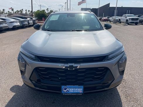 Used 2024 Chevrolet Trax ACTIV w/ Driver Confidence Package FWD image 2
